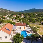 San Antonio - Heated Pool Villa