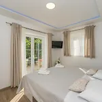 Villa San Antonio - Heated Pool *