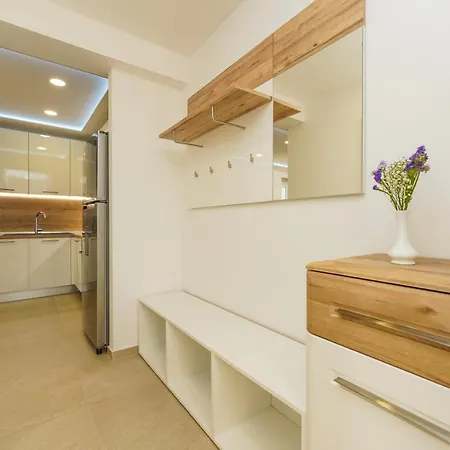 Villa San Antonio - Heated Pool Vrpolje