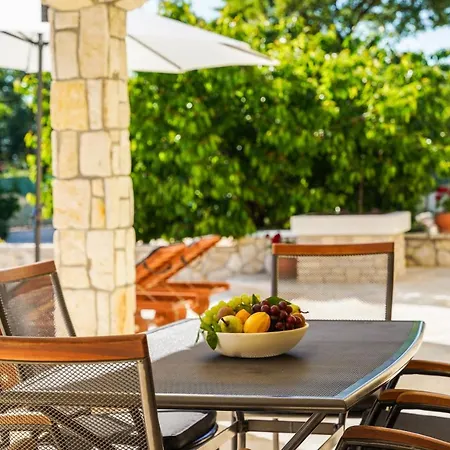 San Antonio - Heated Pool *