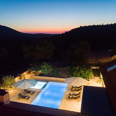 Villa San Antonio - Heated Pool