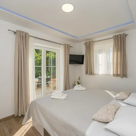 Villa San Antonio - Heated Pool *