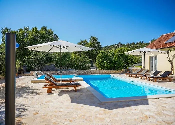 San Antonio - Heated Pool * Vrpolje