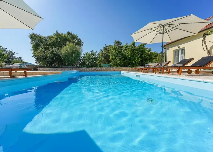 Villa San Antonio - Heated Pool