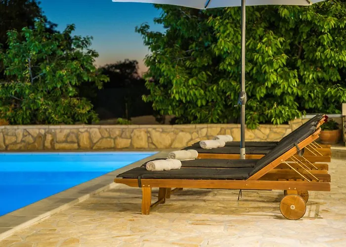 San Antonio - Heated Pool וילה