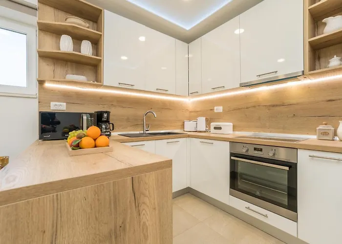 San Antonio - Heated Pool וילה